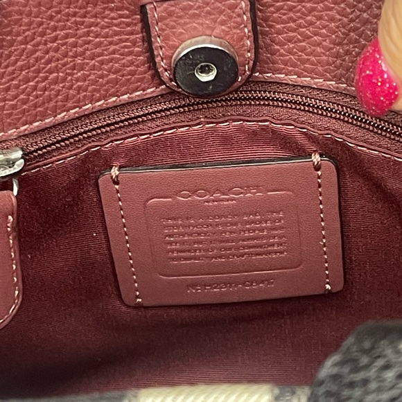 Coach Dempsey 22 Signature Jacquard Canvas and Leather Tote - Picture 4 of 5